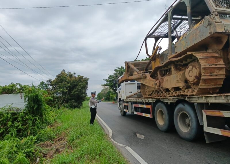 Satlantas Polres Pulang Pisau Intensifkan Patroli d Jalur Rawan Laka, Warga Diimbau Waspada Jalan Berlubang