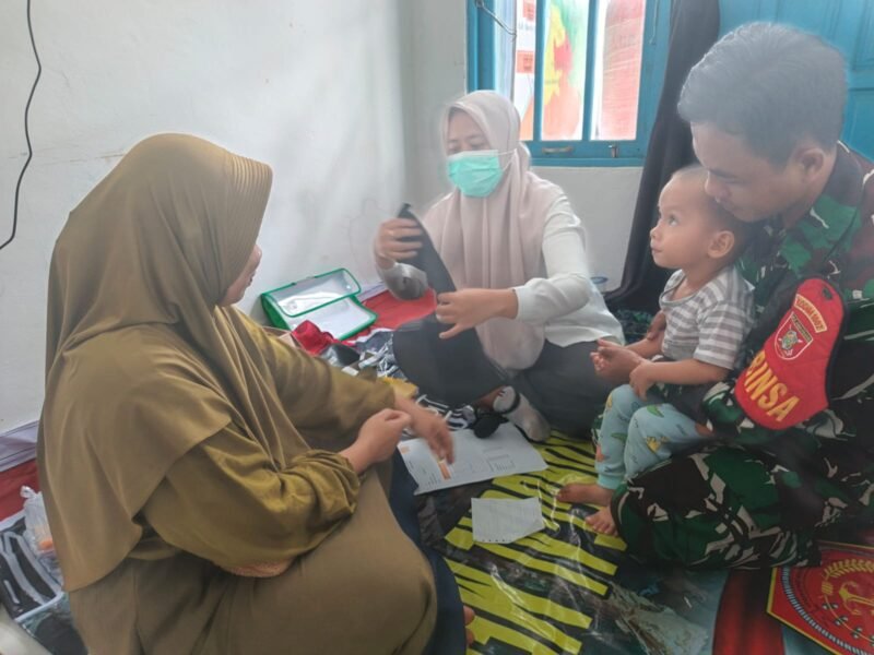 Warga Kuin Kacil Antusias Ikuti Posyandu dalam Kegiatan TMMD ke-125