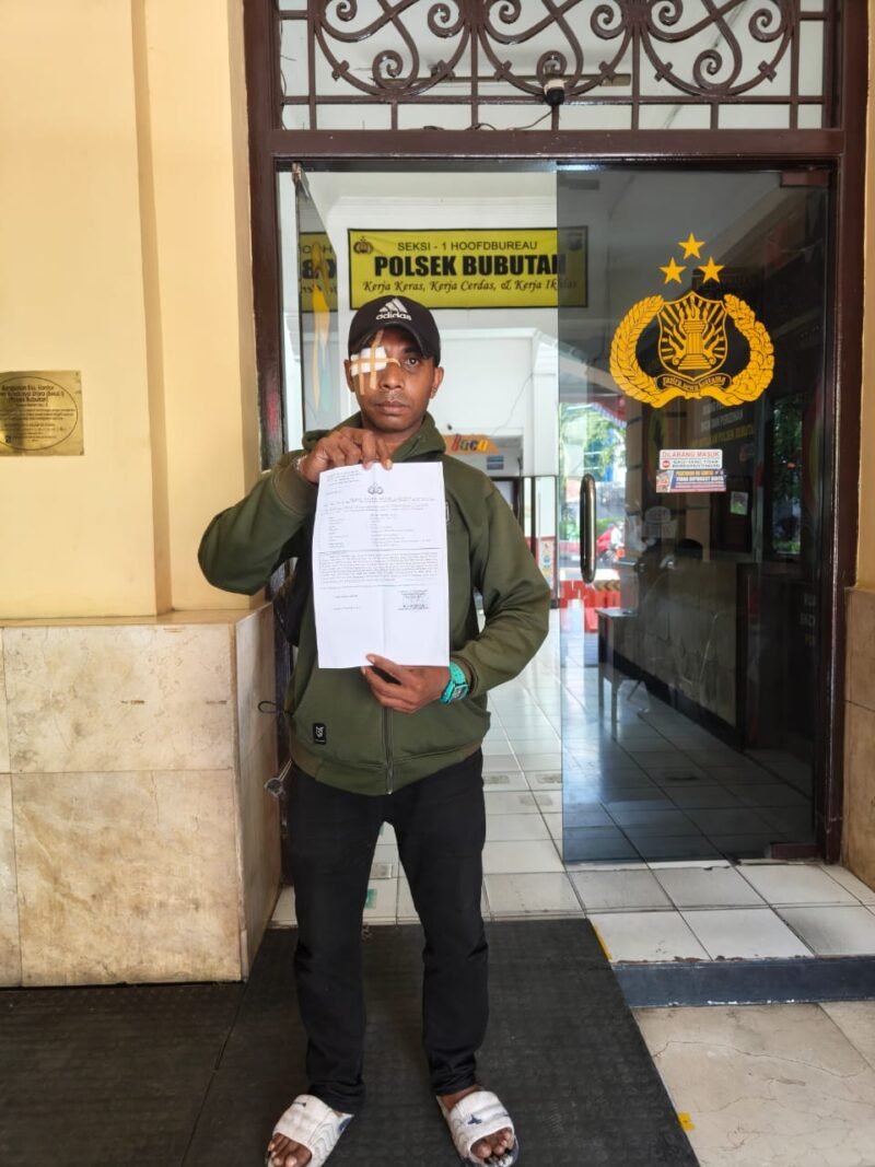 DIDUGA SPA 129 JL TIDAR SURABAYA BERBISNIS LENDIR Dan SEWA PREMAN UNTUK MENGHAJAR PELANGGAN YANG TIDAK MAU TAMBAH JAM