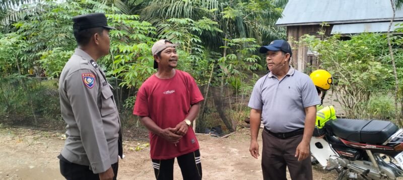 Personel Sat Binmas Lakukan Sambang Dan Berikan Himbauan Kamtibmas Kepada Masyarakat
