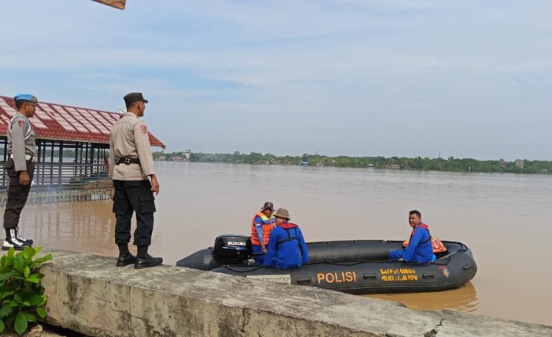 Satpolairud Polres Pulang Pisau Pastikan Final Perahu Naga Berjalan Aman