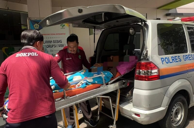 Polri Untuk Masyarakat : Polres Gresik Hadirkan Ambulan Gratis, Layanan Cepat Tanggap Bagi Warga