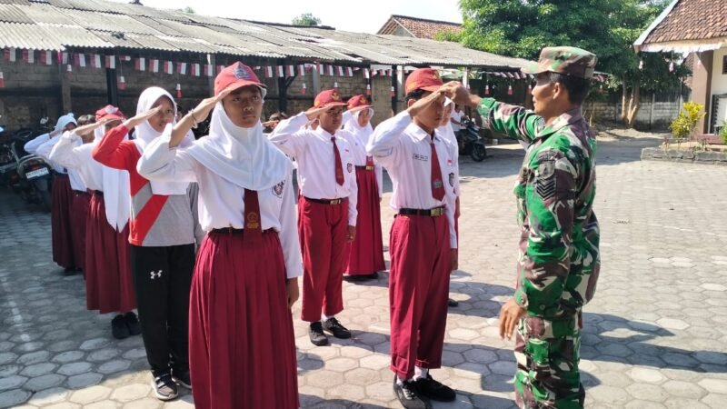 Pelatihan PBB di sekolah, Babinsa Kademangan Bentuk Karakter dan Pondasi kuat Generasi penerus