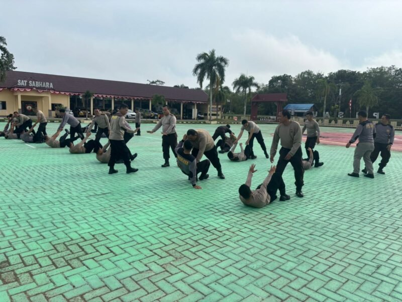 Fisik dan Mental Terjaga, Polres Pulang Pisau Gelar Latihan Rutin Beladiri Polri