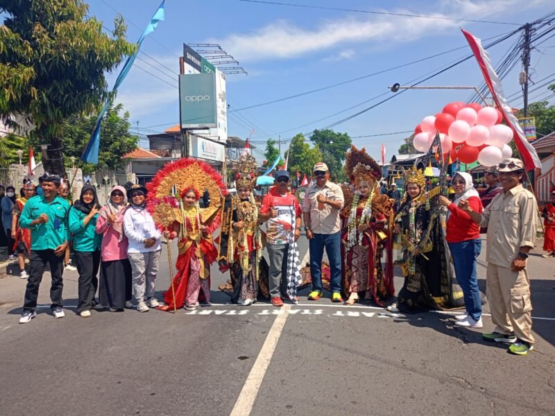 Karnaval SD Meriahkan HUT RI ke-80 Sec kec Kertosono