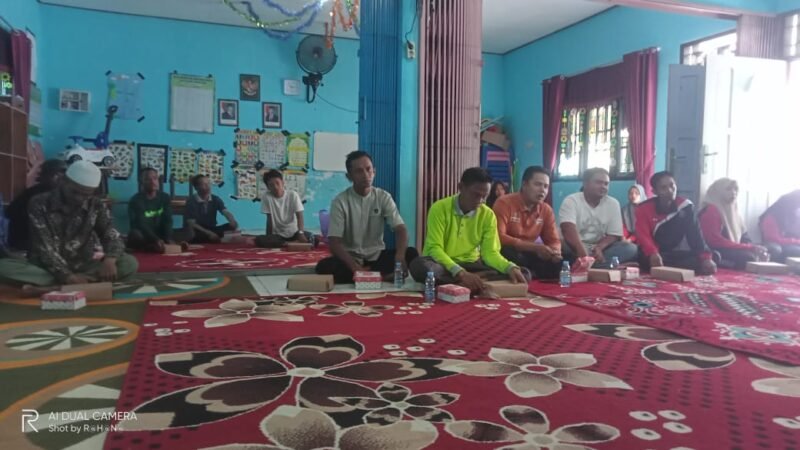 Dukung Ketahanan Pangan, Babinsa Koramil 1008-06 Ikut Musdes di Desa Talan