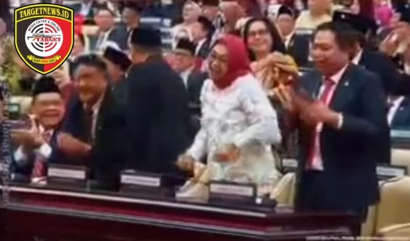 VIRAL, Ketua Komisi V DPR RI Lazarus Ikut Bergoyang di Paripurna