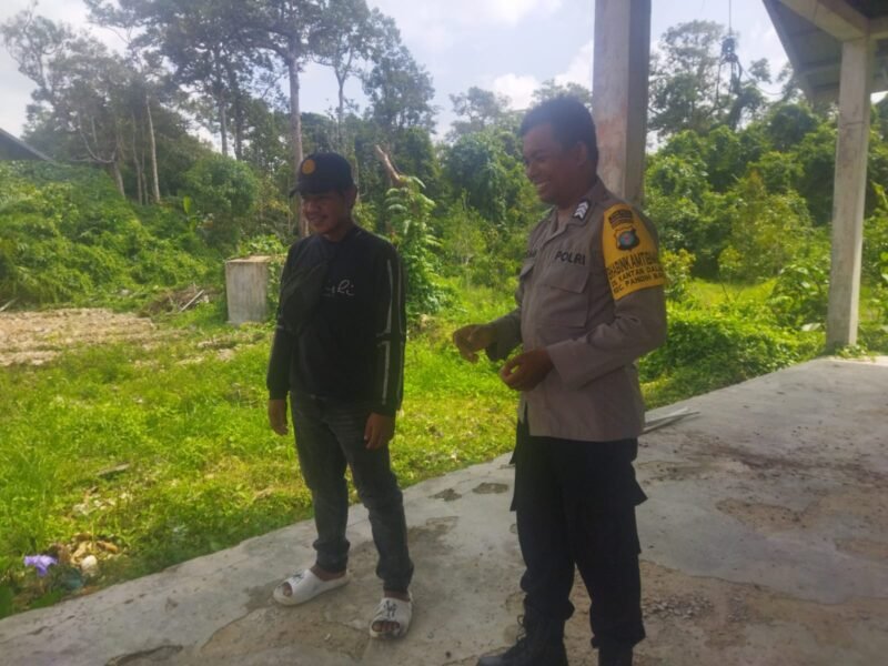 Personil Piket, Sosialisasikan Pelayanan Publik Call Center Polsek Pandih Batu