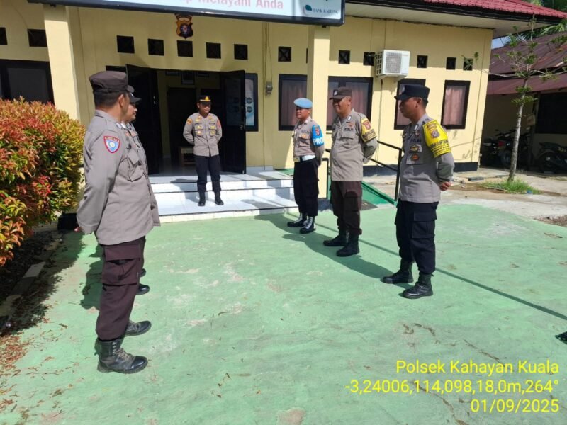 Rutinitas Personil polsek Kahayan kuala, melaksanakan serah terima piket penjagaan mako polsek Kahayan kuala
