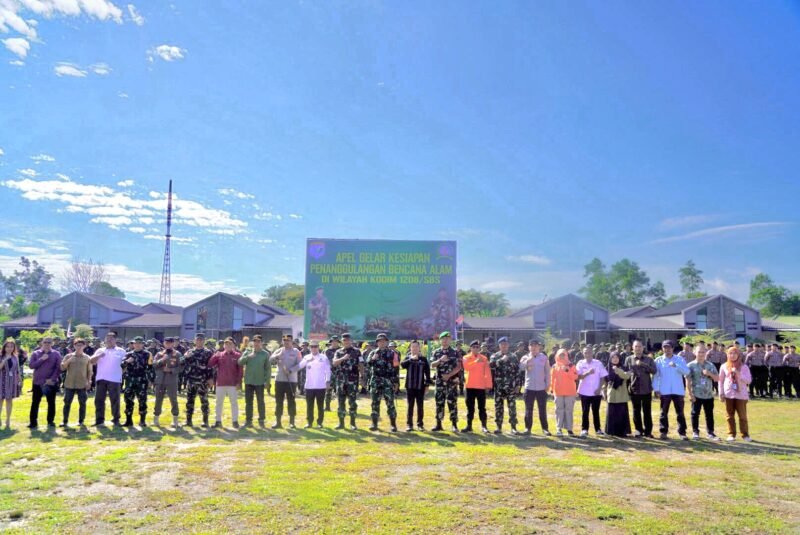 Danrem 121/Abw Brigjen TNI Purnomosidi Pimpin Aper Gelar Pasukan Penanggulangan Bencana Alam Wilayah Kodim 1208/Sambas