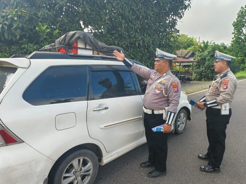 Satlantas Polres Pulang Pisau, Beri Teguran Humanis kepada Pengemudi Truk Overload