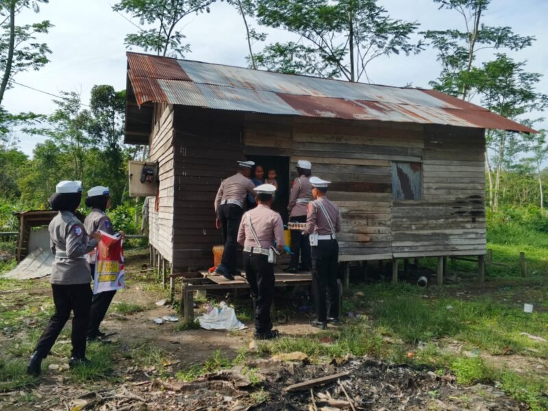 Satlantas Polres Pulang Pisau Gelar Bakti Sosial Peduli Masyarakat