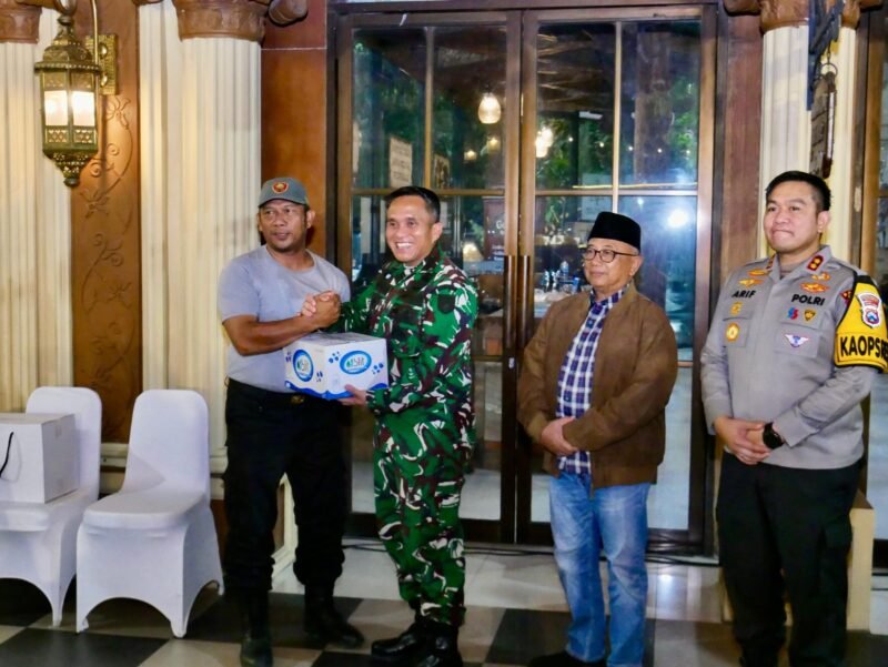 Kesiapsiagaan Kamtibmas, Gelar Pam Swakarsa Bersama Kodim 0808 Dan Forkopimda Blitar