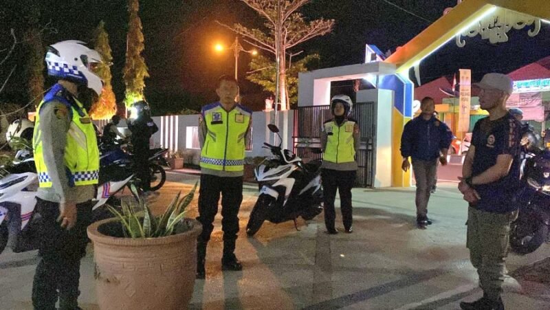 Kapolres Pulang Pisau Turun Langsung Patroli Motor Sasar Lokasi Rawan dan Gedung Pemerintahan
