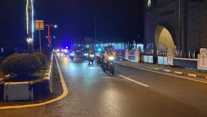 Kapolres Pulang Pisau Turun Langsung Patroli Motor Sasar Lokasi Rawan dan Gedung Pemerintahan