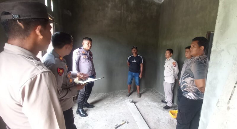 Progres Pembangunan Rumah Dinas Polsek Sebangau Kuala Capai 80 Persen, Polres Pulang Pisau dan Tim Birolog Polda Kalteng Lakukan Pengawasan Berkala