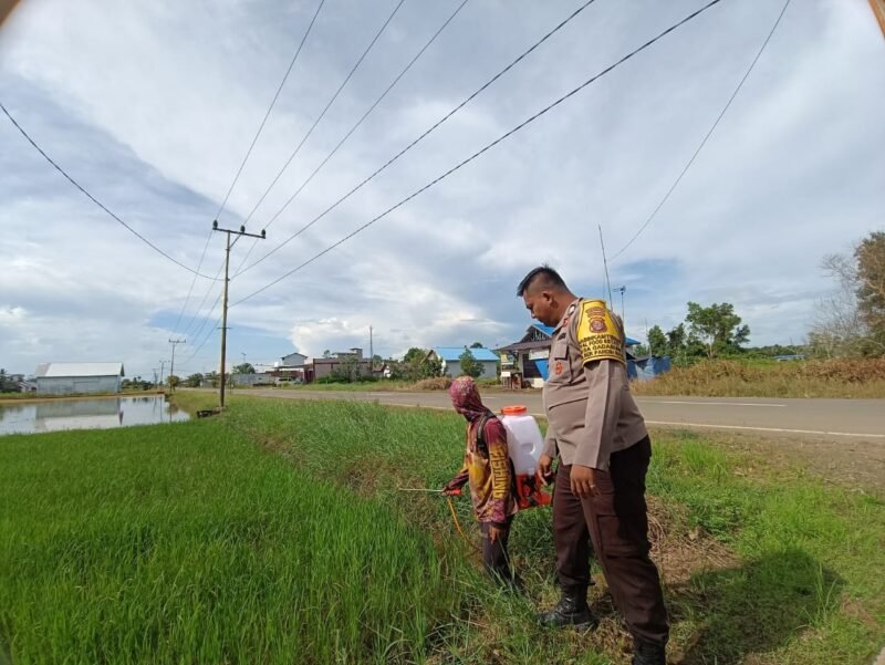 Bhabinkamtibmas sambang dan memberikan himbauan kamtibmas Kepada warga Desa Gadabung