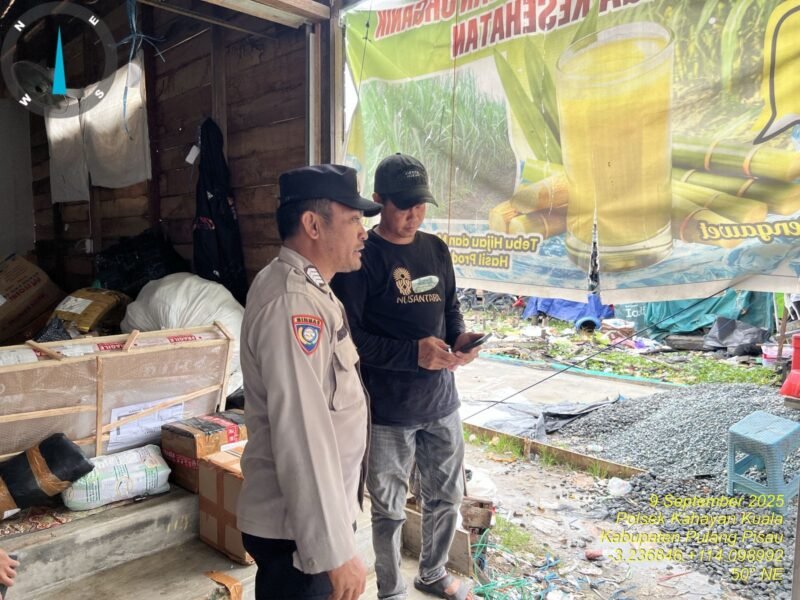 Polsek Kahayan Kuala lakukan sosialisasi kepada warga, Foto: Bib TargetNews.id