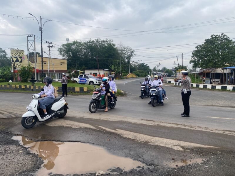 Satlantas Pulang Pisau, Bukti Hadirnya Polisi di Tengah Masyarakat, Foto: Bib TargetNews.id