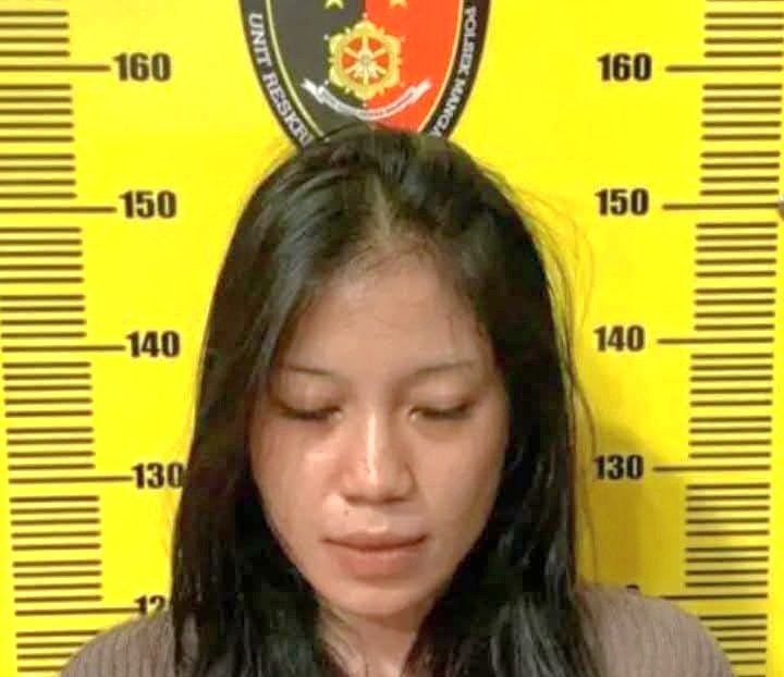 VIRAL, Suami Istri Pesta Norkoba, Suami Kabur di Menganti Gresik (Foto: bib/TargetNews.id)