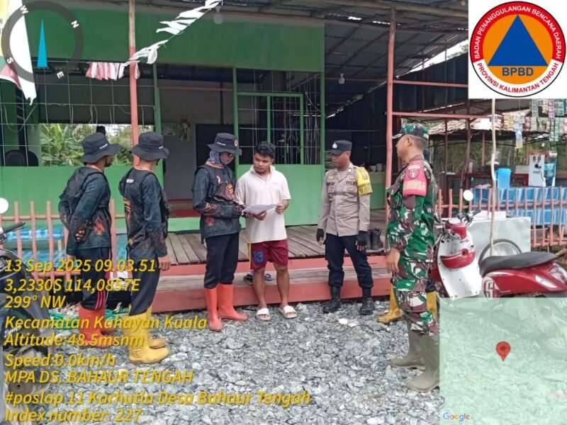 Personel Polsek Kahayan Kuala sambangi warga dan Memberikan himbauan Tentang Larangan Membakar hutan dan lahan.