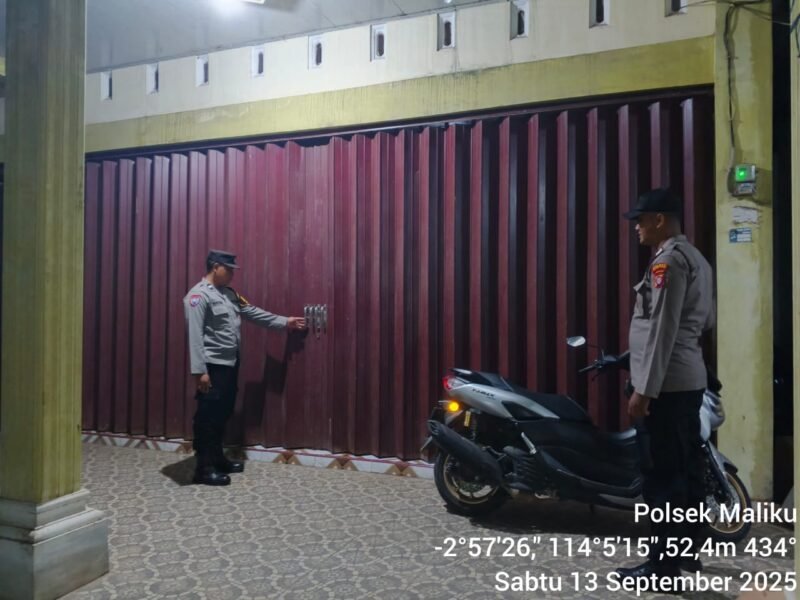 Ciptakan Sit aman Dan Kondusif Personil Polsek Maliku Melaksanakan Patroli Malam