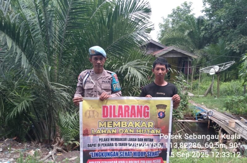 Polsek Sebangau Kuala Mensosialisasikan Himbauan Melarang Membakar Hutan atau lahan kepada Masyarakat.