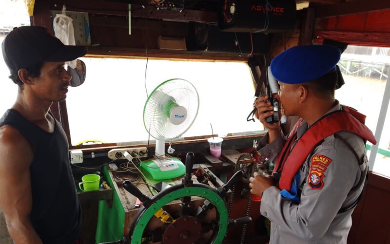 Sat Polair Polres Pulpis Sisir DAS Kahayan, Fokus Pemeriksaan Alat Navigasi dan Keselamatan Kapal