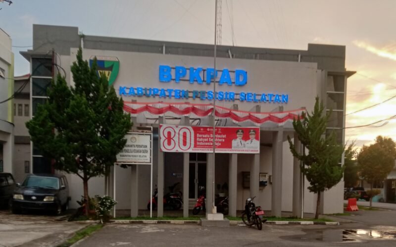 DISOROT !!! Mobnas DPKPAD Pessel Jadi Barang Rongsokan ?