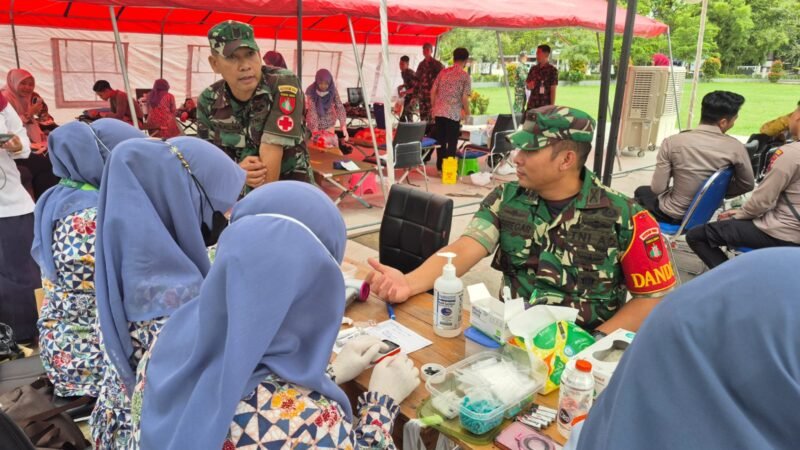 Sinergi TNI-Polri dan Masyarakat dalam Donor Darah HUT ke-80 TNI