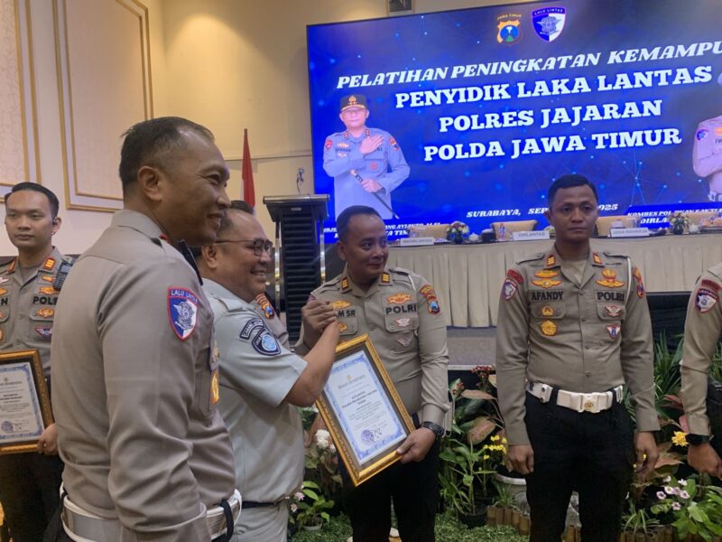 Satlantas Polres Pelabuhan Tanjung Perak Raih Juara I, dari Polda Jatim(Foto: redaksi/bib gila