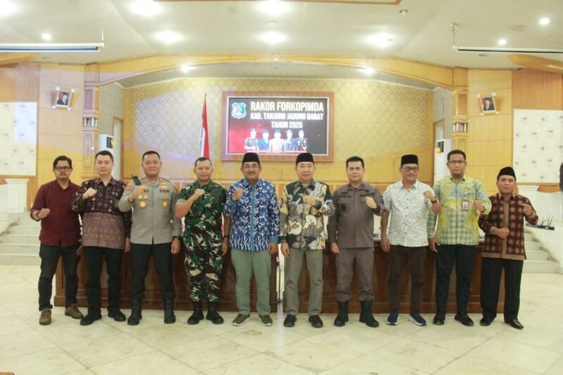 Bupati Anwar Sadat Pimpin Rakor Forkopimda