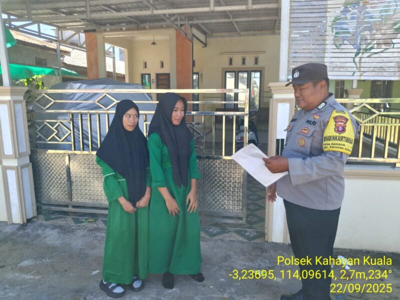 Polsek Kahayan Kuala lakukan sosialisasi kepada warga terkait Tindak Pidana Perdagangan Orang.