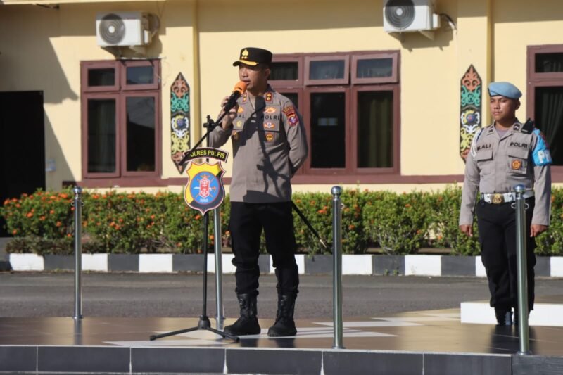 AKBP Iqbal Sengaji Pimpin Apel Jam Pimpinan, Dorong Profesionalisme dan Disiplin Anggota