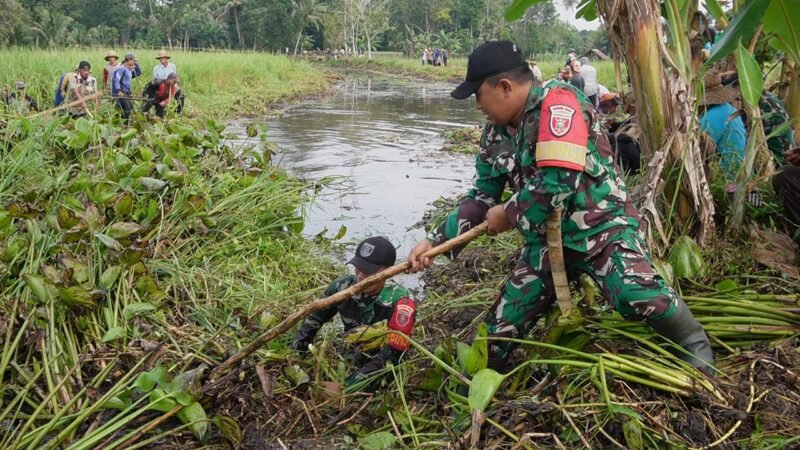 HUT ke-80 TNI, Kodim 1002/HST Gencarkan Karya Bakti Lingkungan di Hulu Sungai Tengah