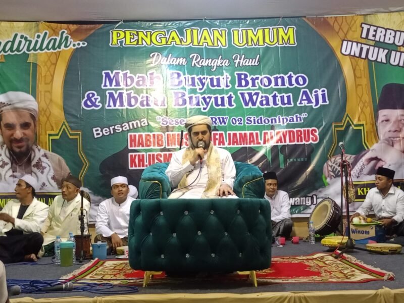 Warga Sidonipah Ikuti Haul Mbah Buyut Bronto & Watuaji Sekaligus Peringatan Maulid Nabi Muhammad SAW