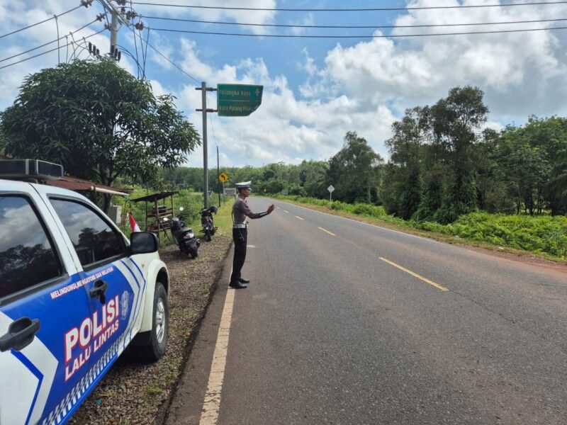 Satlantas Polres Pulang Pisau Gelar Patroli Daerah Rawan Laka Lantas dan Himbauan Kamseltibcarlantas