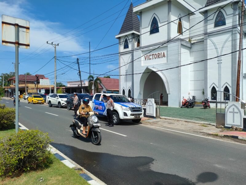 Polres Pulang Pisau Rutin Amankan Ibadah Minggu di Gereja Demi Kenyamanan Umat Kristiani