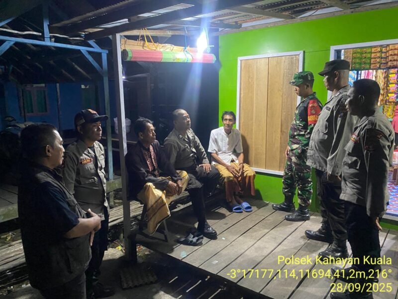Sinergi TNI-Polri, Polsek Kahayan Kuala dan Koramil 1011-12 Bahaur Gelar Patroli Dialogis Jaga Kamtibmas