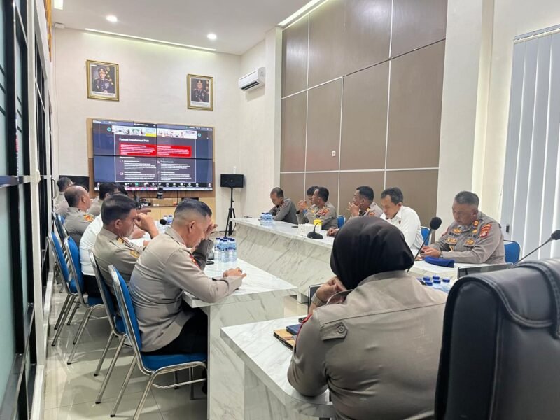 Wakapolres Pulang Pisau Hadiri Zoom Meeting Bersama Wakapolri Bahas Quick Wins Polri