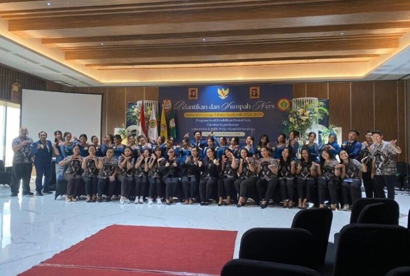 Pimpinan Redaksi, TargetNews.ID Hadiri Wisuda Pelantikan Ners