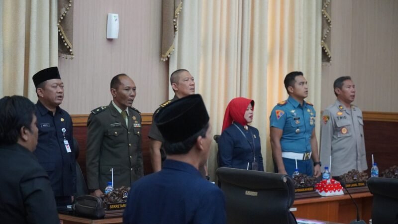 Fraksi DPRD Beri PU terhadap Perubahan Perda dan Tiga Raperda Strategis