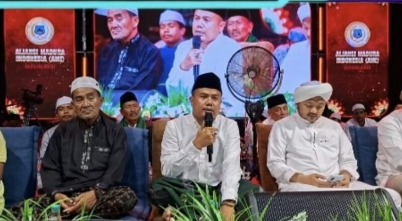 Ribuan Jamaah Hadiri Sholawat