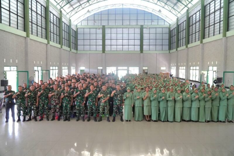 Jam Komandan, Pemberian Penghargaan Prajurit Berprestasi dan Wisuda Purna Tugas Prajurit Kodim 1208/Sambas