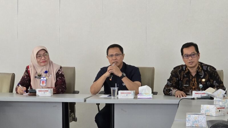 Komisi A DPRD dan Diskominfo Jateng Apresiasi Inovasi Radio Slawi FM