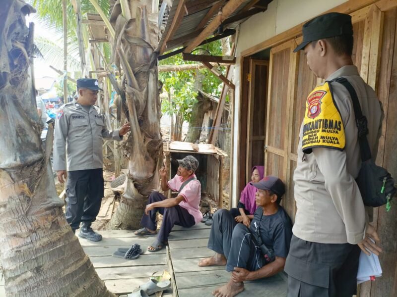 Polsek Sebangau Kuala sambang dan Lakukan Sosialisasi dan imbauan Kepada Masyarakat