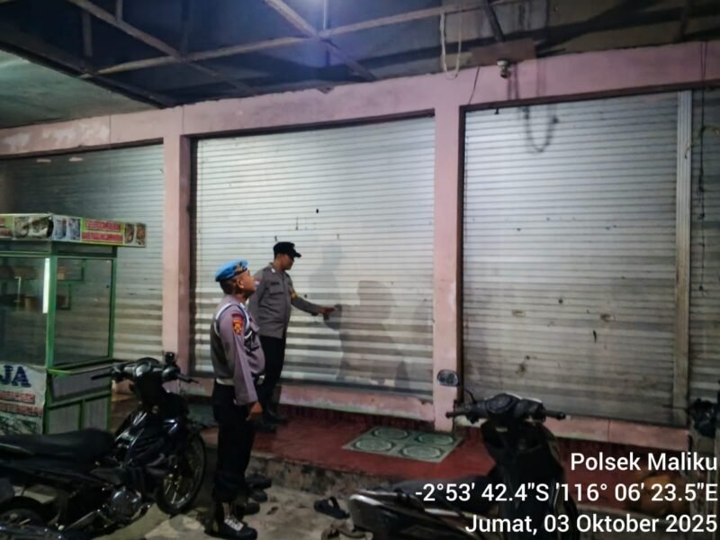 Personil Polsek Maliku Melaksanakan Patroli Malam