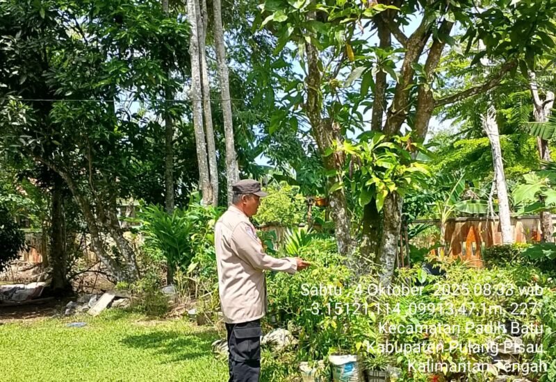 Bhabinkamtibmas Desa Dandang Sambangi Masyarakat Desa Binaan,