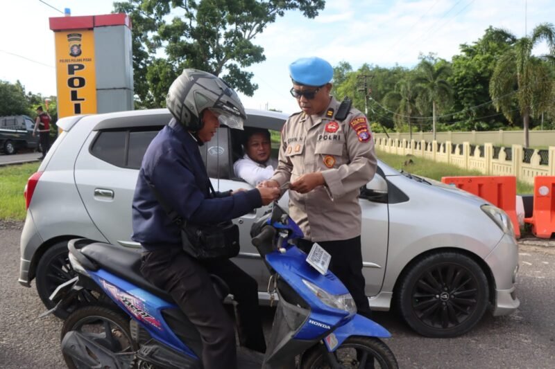 Tertib Dimulai dari Dalam, Polres Pulang Pisau Periksa Kendaraan dan SIM Anggota