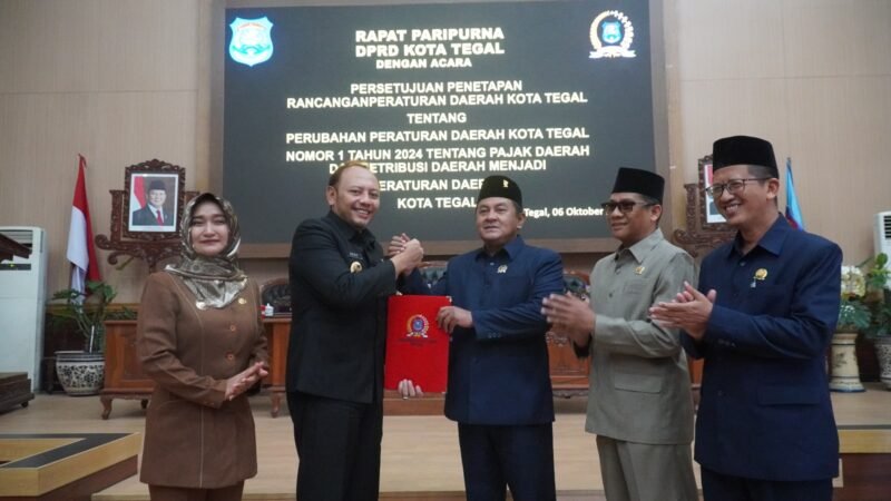 Seluruh Fraksi DPRD, Kota Tegal Setujui Raperda Pajak dan Retribusi Daerah